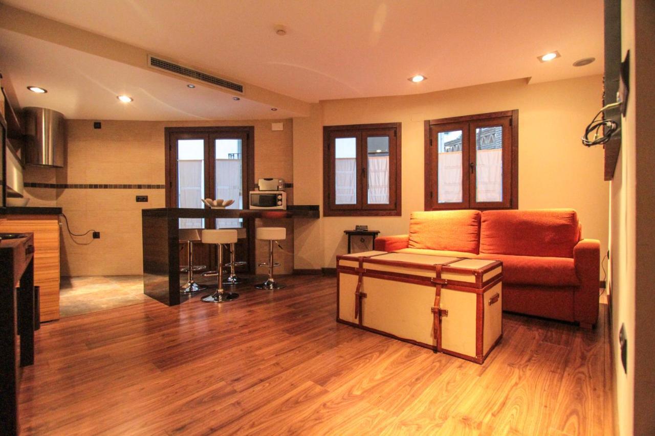 Apartamentos Turisticos Aguas De Víznar Exteriér fotografie
